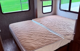 2018 Forest River RV Sunseeker MBS 2400W