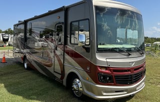 Spin's Family Coach Everything's Included for Fun