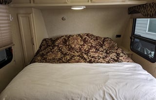 2018 Winnebago Micro Minnie 2106FBS