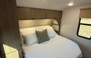 2026 Luxurious 2 Bedroom Bunkhouse