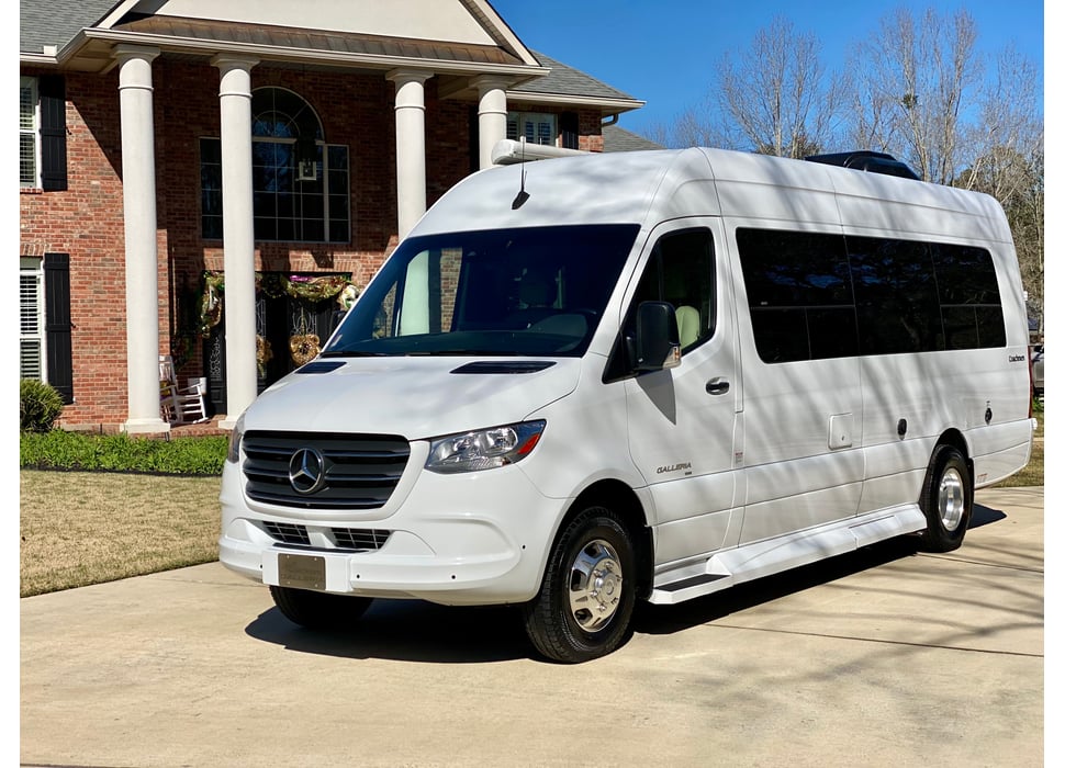 Class B Camping Van rentals in Prairieville