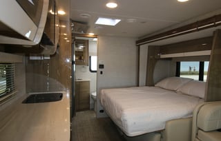2021 Qwest 24R Sprinter RV