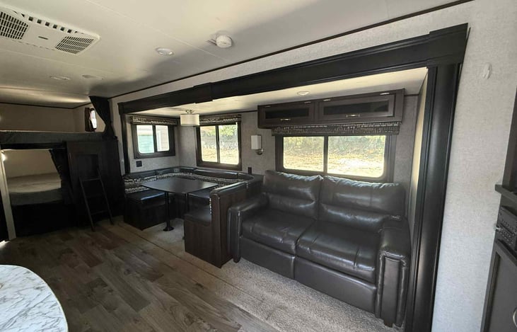 Dinette and Pull out sofa