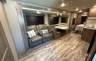 Grand Design Imagine 2600RB (BRFL 1447)