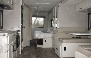 2021 Thor Four Winds MB-Sprinter 24BL