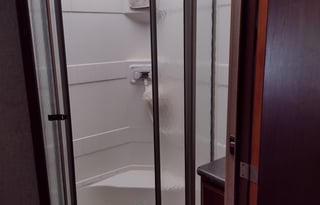 2013 Winnebago Vista 27N (Russ & Dona's Coach)