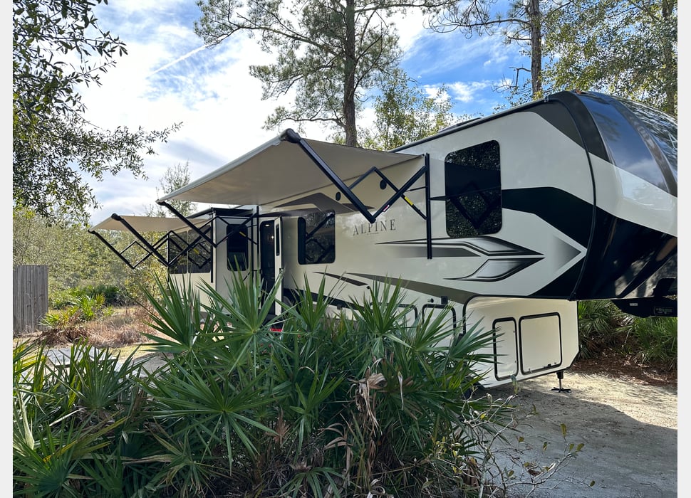Fifth Wheel rentals in bend
