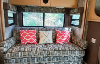 Beautiful, Spacious, Easy Driving Winnebago!