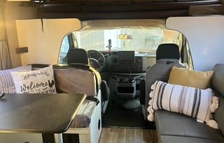 2018 Thor Majestic 28A Hope Mills, NC