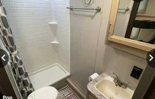 2021 Catalina Legacy Edition Floorplan: 263BHSCK