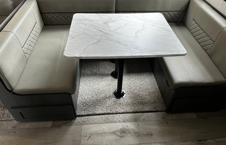 U shaped dinette, great for playing games