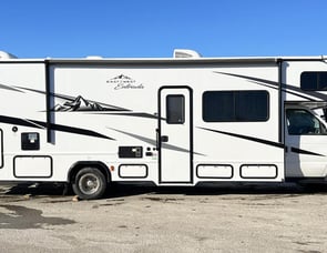 EAST TO WEST Entrada 3100FB