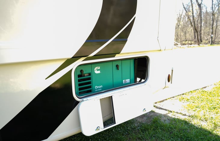 built-in generator when electric hookups aren't available