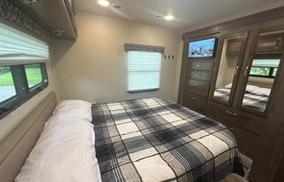2019 Jayco Redhawk 31F - Ready for Blastoff/Launch