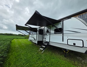 Keystone RV Cougar 34TSB