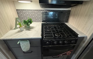 2024 Heartland Sundance Ultra Lite 293RL