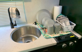 Fully Furnished Bunkhouse! Family friendly!!