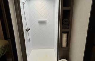 36ft Vibe Sleeps 10, Perfect for Family Adventures