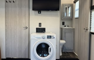 2021 Keystone Impact Fuzion 415