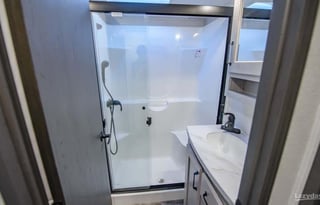 2023 KEYSTONE MONTANA HIGH COUNTRY! 2bd/2ba/loft