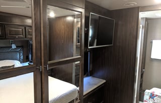 2022 Tiffin Motorhomes Allegro 36 LA