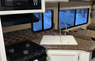 "Lucy" 2014 Thor Motor Coach Four Winds 26A