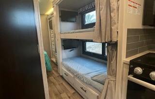 2021 Entegra Coach Vision 29F