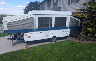 Jayco Pop-up Near Lancaster and Hershey, Sleeps 6