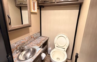 2019 Thor Motor Coach 28A Majestic