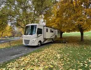 Winnebago Vista 27P