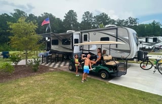 The Easy Living Retreat | Spacious RV + 1.5 Bath