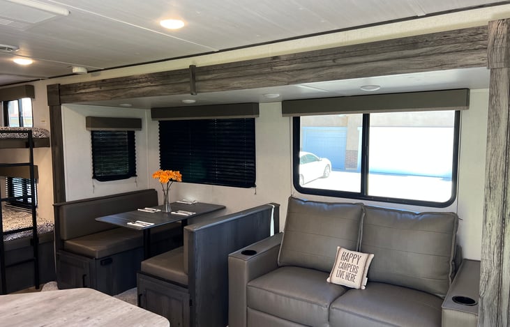 Great layout for a family!