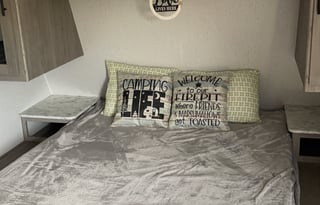 2022 Dutchmen RV Coleman Lantern LT Series 274BH