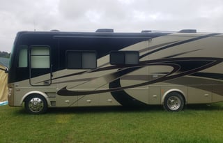 2009 Allegro Bay