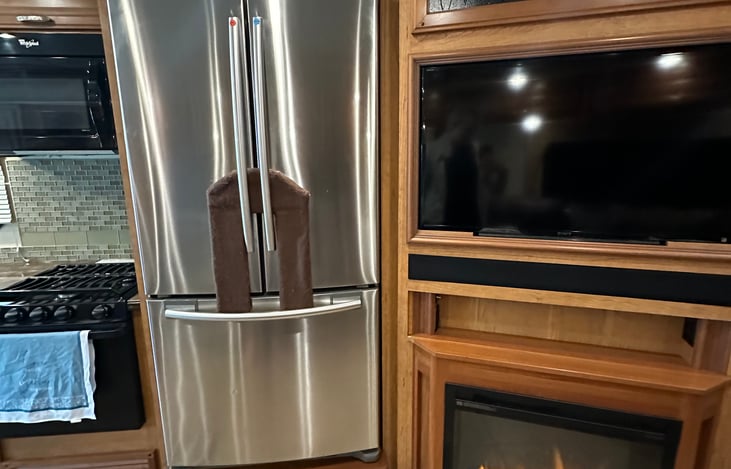 Full size residential fridge and freezer