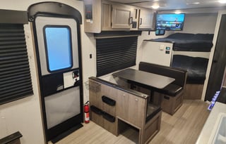 SUPER NICE offgrid affordable light weight trailer