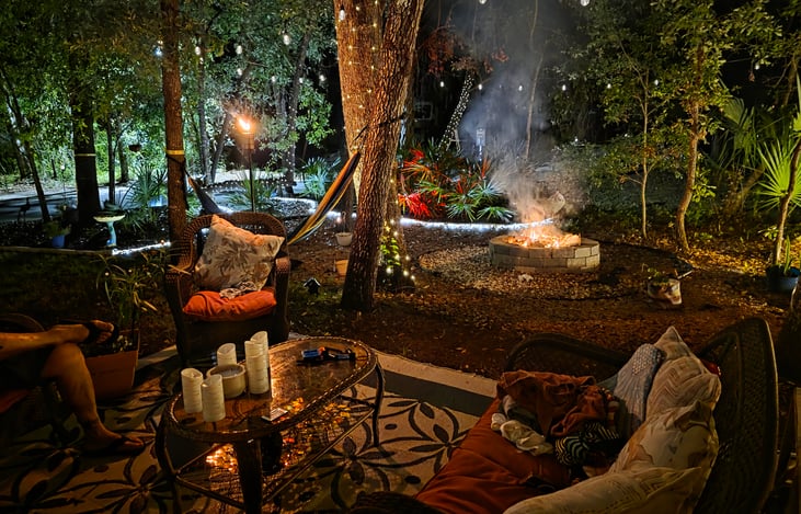 An absolutely beautiful setting to enjoy at night while hanging out and enjoying a relaxing evening with family.