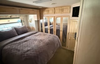 2001 Newmar Kountry Star KSCA3651