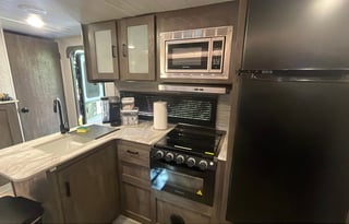 Joe & Carol's  33'Forest River sleeps up to 10