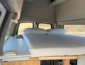 Roadtrek Chevy Express 3500
