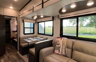 Delivery Only - Huge space 5th wheel