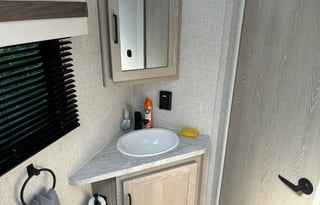 Barky's Rockwood Mini-Lite