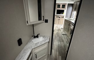 2022 Starcraft Autumn Ridge 26BHS