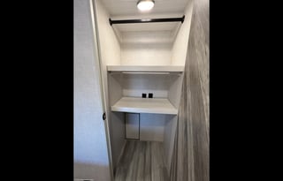 Family Bunkhouse RV with Starlink Internet