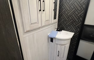 2022 Heartland Bighorn Traveler 37DB