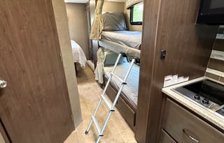 2019 Thor Motor Coach Chateau 31E