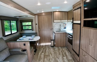 2022 Grand Design Imagine 2800BH