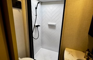 Hollow - 2025 Keystone Arcadia Select 27SBH