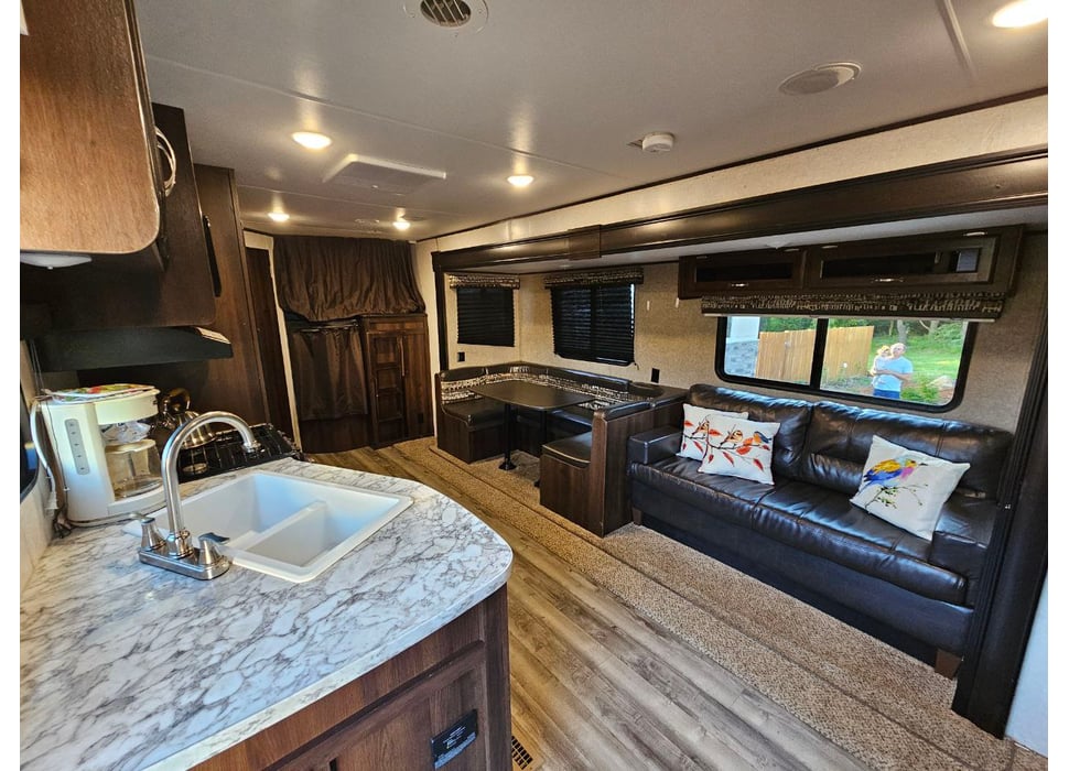 Travel Trailer rentals in Colton