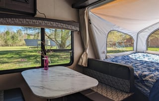 2017 Dutchmen RV Kodiak Ultra Lite 186E